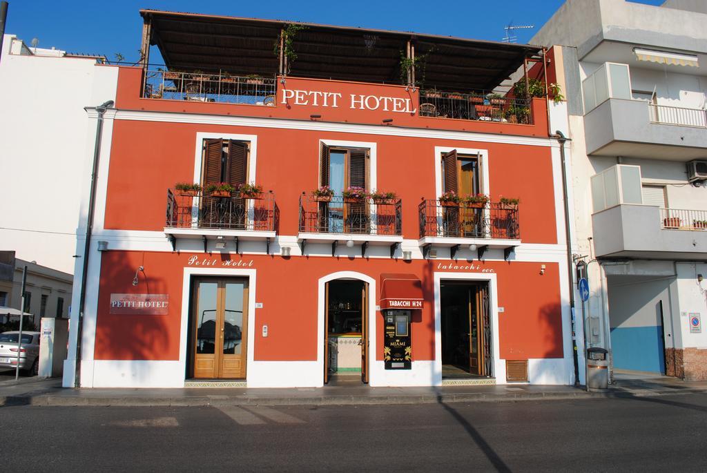 Petit Hotel Milazzo Exterior foto