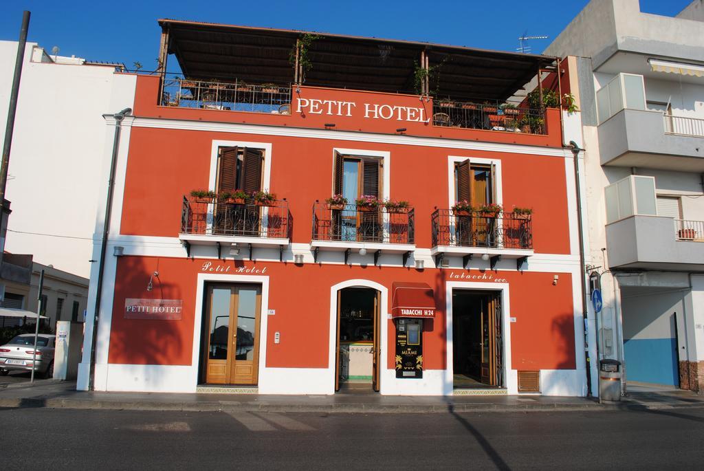 Petit Hotel Milazzo Exterior foto